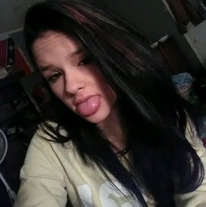 Meet your Posher, Dixie